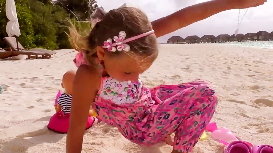 ماجراهای سوفیا کوچولو - اپیزود 13 - لباس جدید و آرایش پرنسس سوفیا